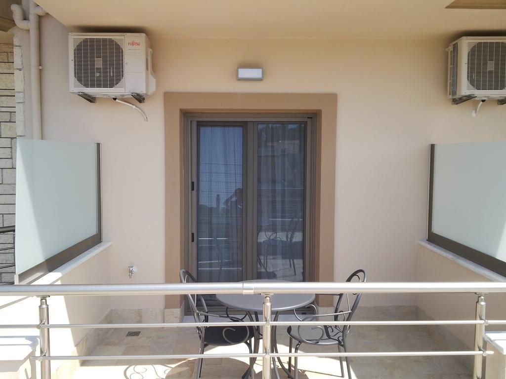 אמודיה Aktaia Boutique Hotel חדר תמונה